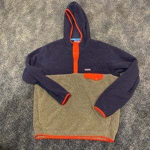 Patagonia blue red and grey sweater pull over with hood. Perfect condition
